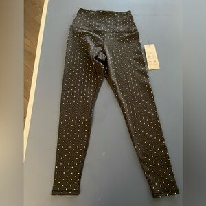 NEW  With Tags Glyder Women's Size XS Leggings Black/Rose Polka Dot